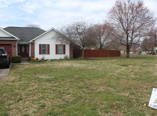 1817 Plaza Dr, Evansville, IN 47715