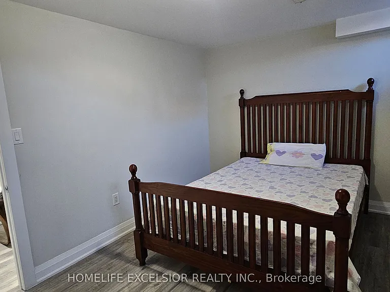 6 Fitzroy Ave #BASEMENT — Photo 9