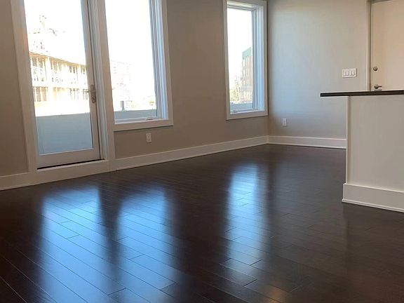 4th image of 66 Bay Ave Floor 3