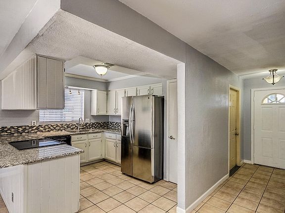 4th image of 6711 N Morning Glory Dr