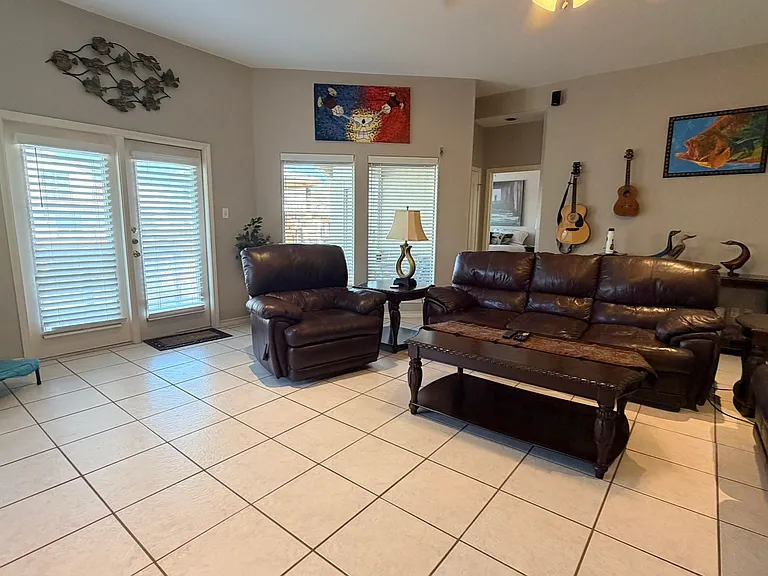 13806 Primavera Dr — Photo 8