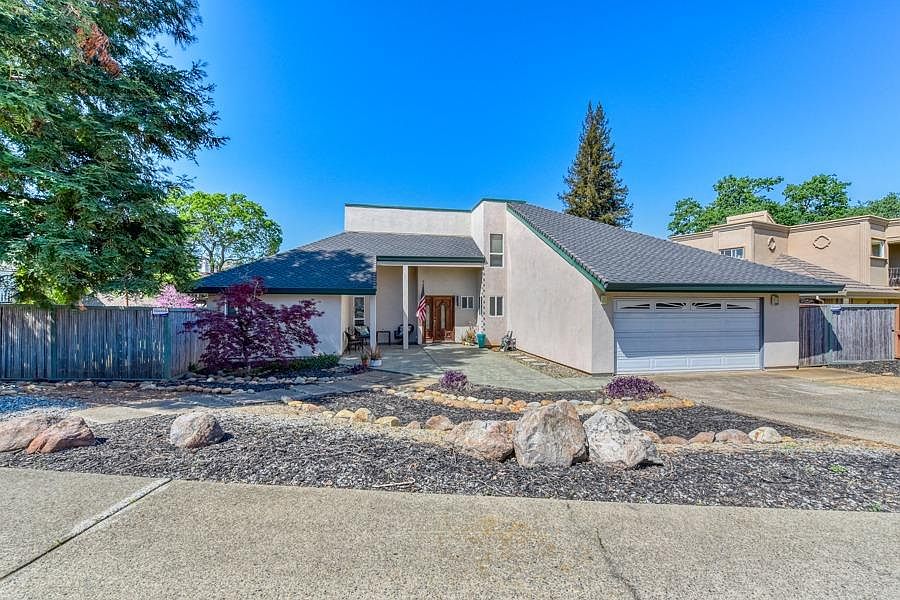 1st image of 1105 River Rock Dr