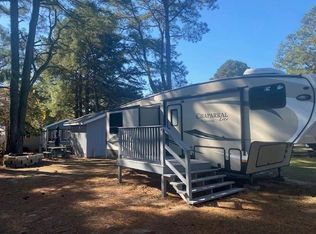 403 Blue Point Dr, Horntown, VA 23395