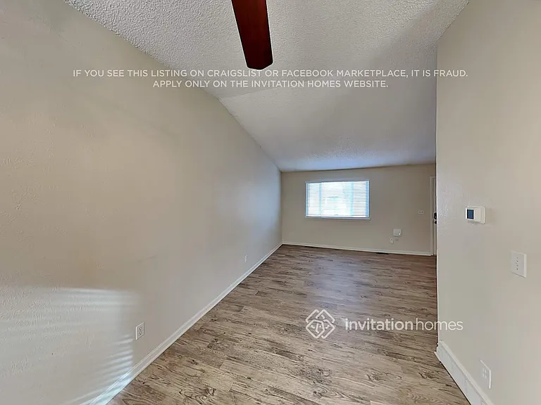 5003 S Richfield Cir — Photo 10