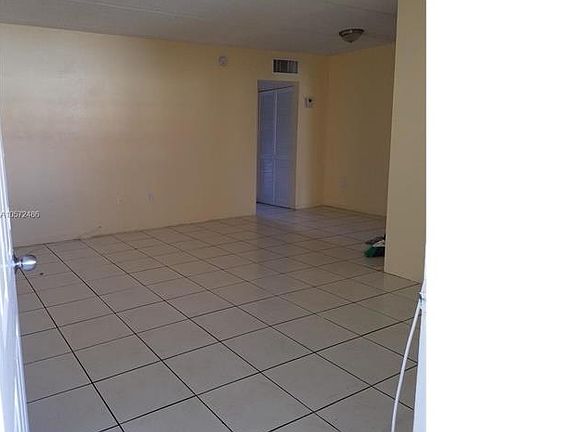 2nd image of 12320 NE 4th Ct #2