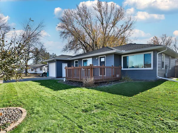 733 E Academy St, Owatonna, MN 55060