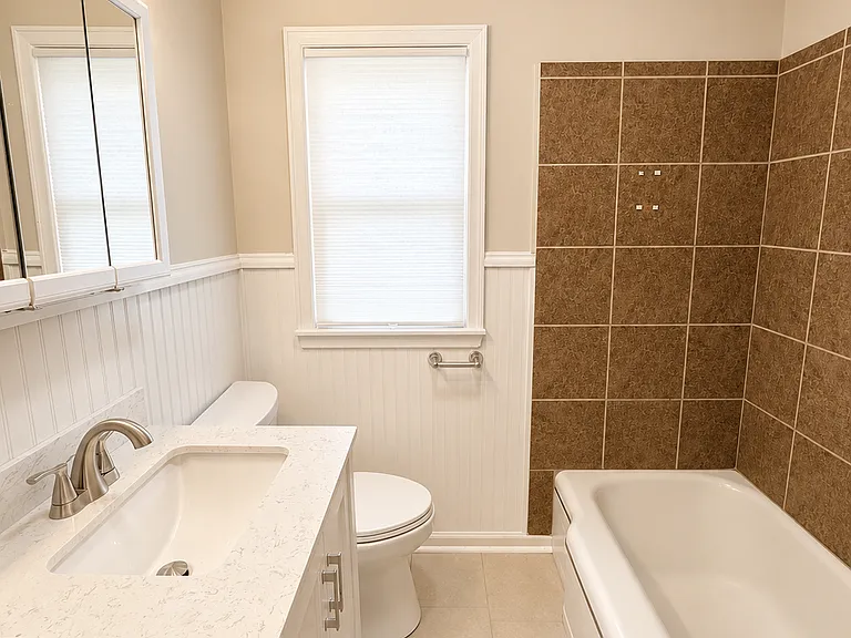 509 Torrance Ave — Photo 8