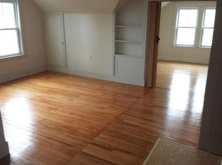 16 Carver St, Worcester, MA 01604