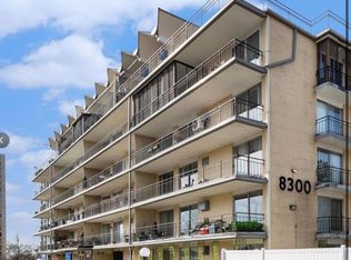 8300 E Jefferson Ave APT 107, Detroit, MI 48214