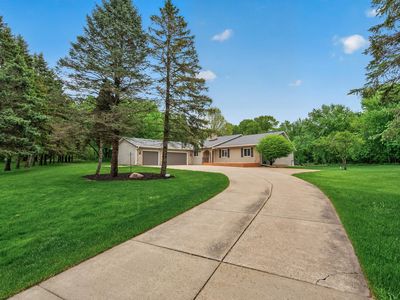 5737 Highlands Ct N, Lake Elmo, MN, 55042