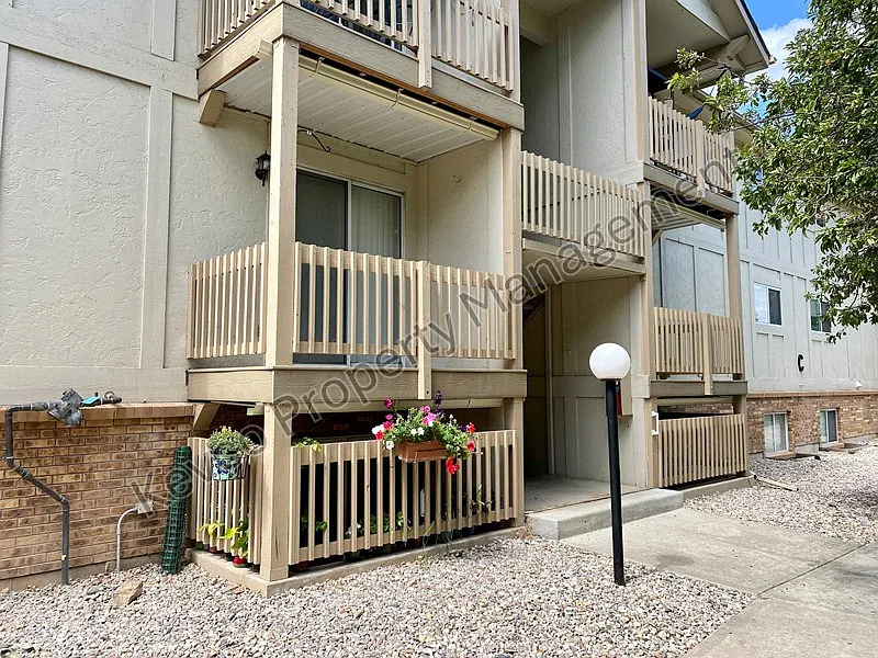 2 bed, 797 sqft, $1,450 — Photo 3