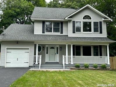 161 Hampton Avenue, Mastic, NY, 11950
