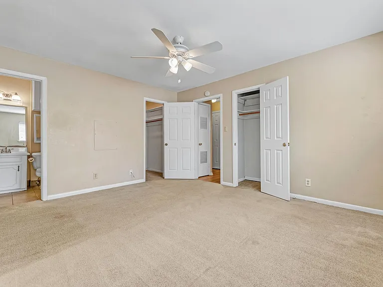 1118 Berkeley St — Photo 19