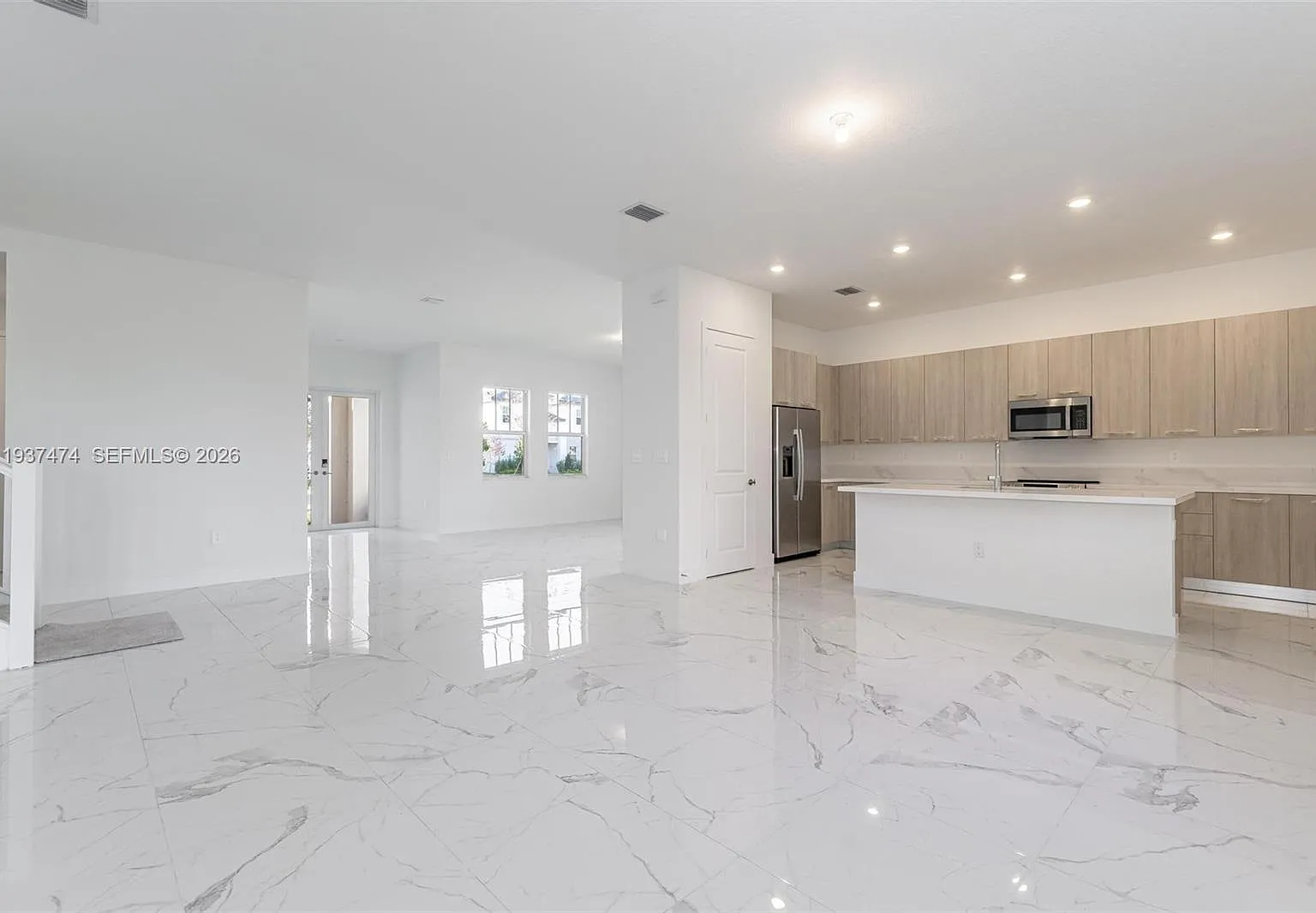 Reserve At Davie — Photo 4
