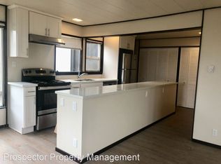 4329 15th Ave S #5, Seattle, WA 98108