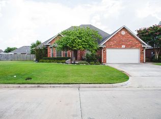 2010 6th Ave NW, Ardmore, OK 73401