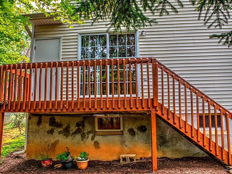 14 Taft Ct — Photo 23