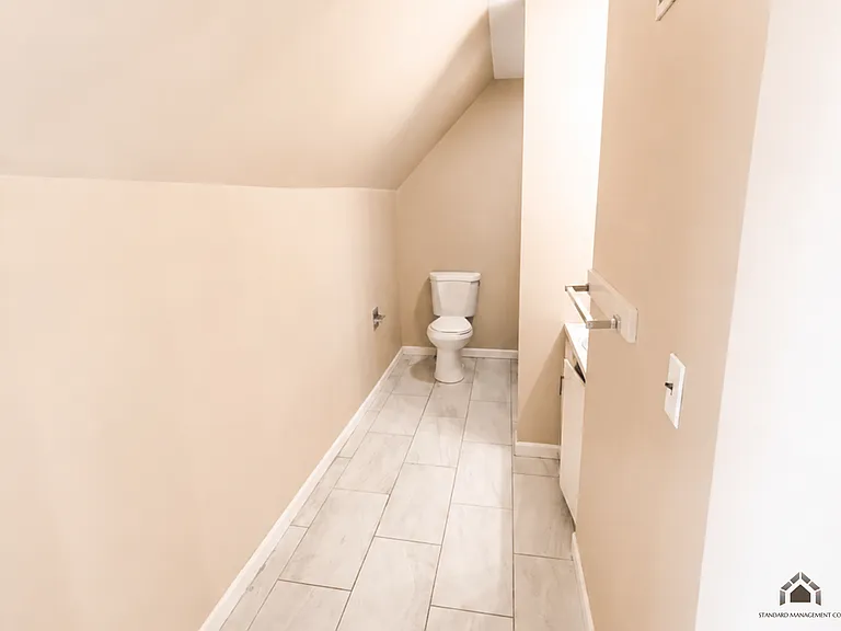 6 Hazelwood Ave — Photo 9