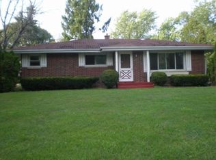 N59W18144 Spruce Ln, Menomonee Falls, WI 53051