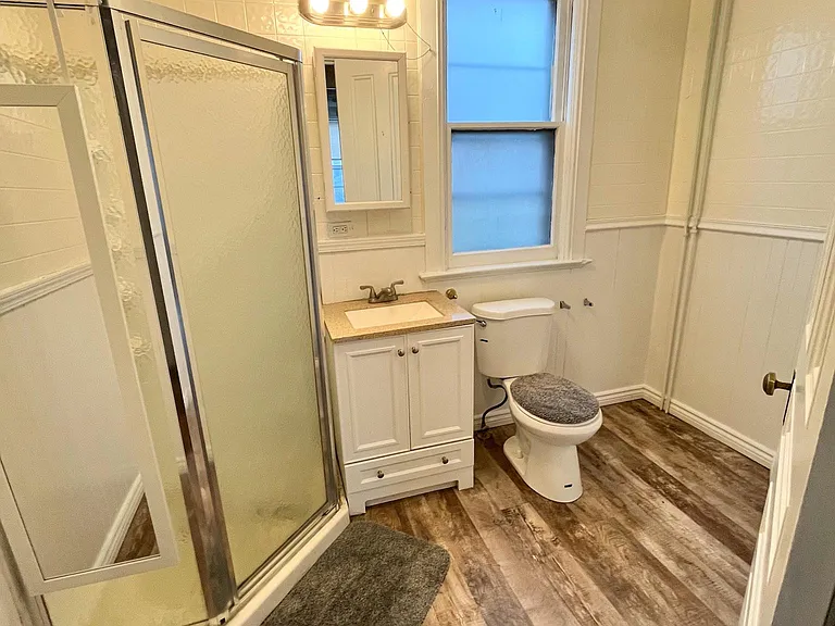 101 Oak St #1 — Photo 7