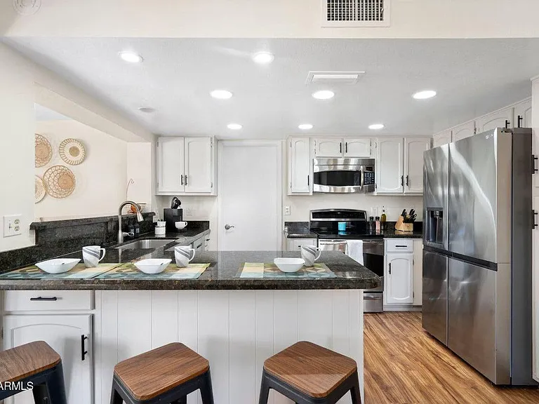 8742 E San Daniel Dr — Photo 13