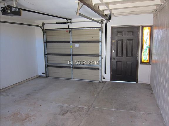 2nd image of 5564 Hobble Creek Dr