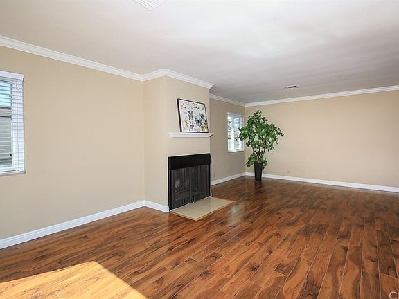 5th image of 215 N Curtis Ave APT 6