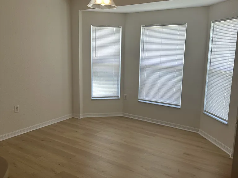 866 Summer Glen Dr — Photo 4