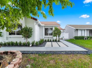 21830 Rainberry Park Cir, Boca Raton, FL 33428