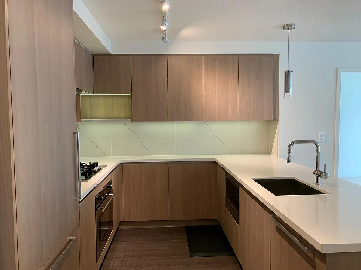 Building Photo - 8833 Hazelbridge Way #909