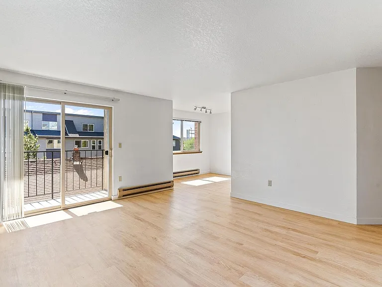 Maplewood Apartments One Month Free! — Photo 35