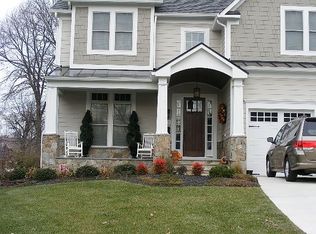 119 Cherry Cir SW, Vienna, VA 22180