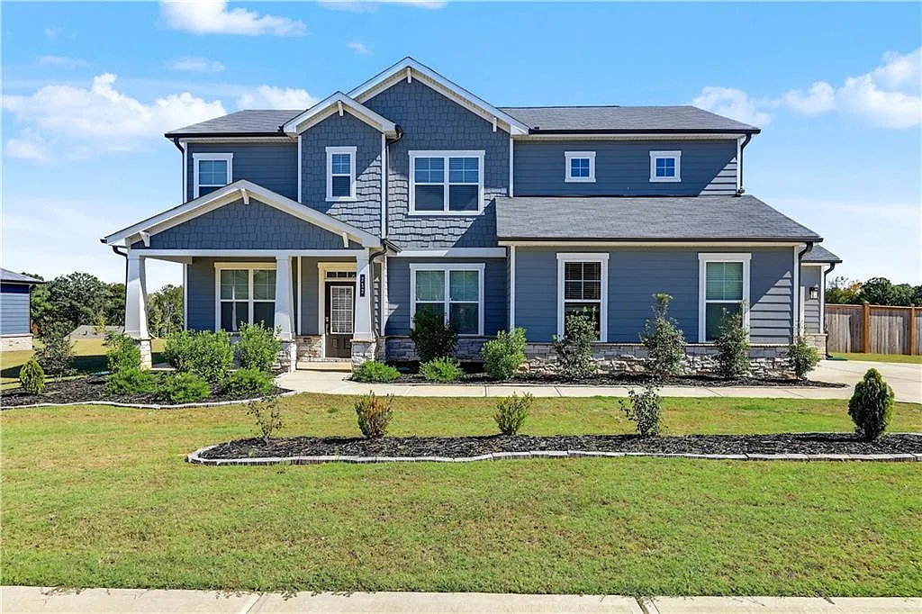 5 bed, 4.0 bath, 3403 sqft, $3,400 — Photo 1