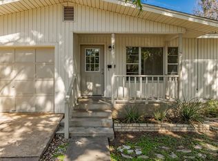 806 W Austin St, Fredericksburg, TX 78624