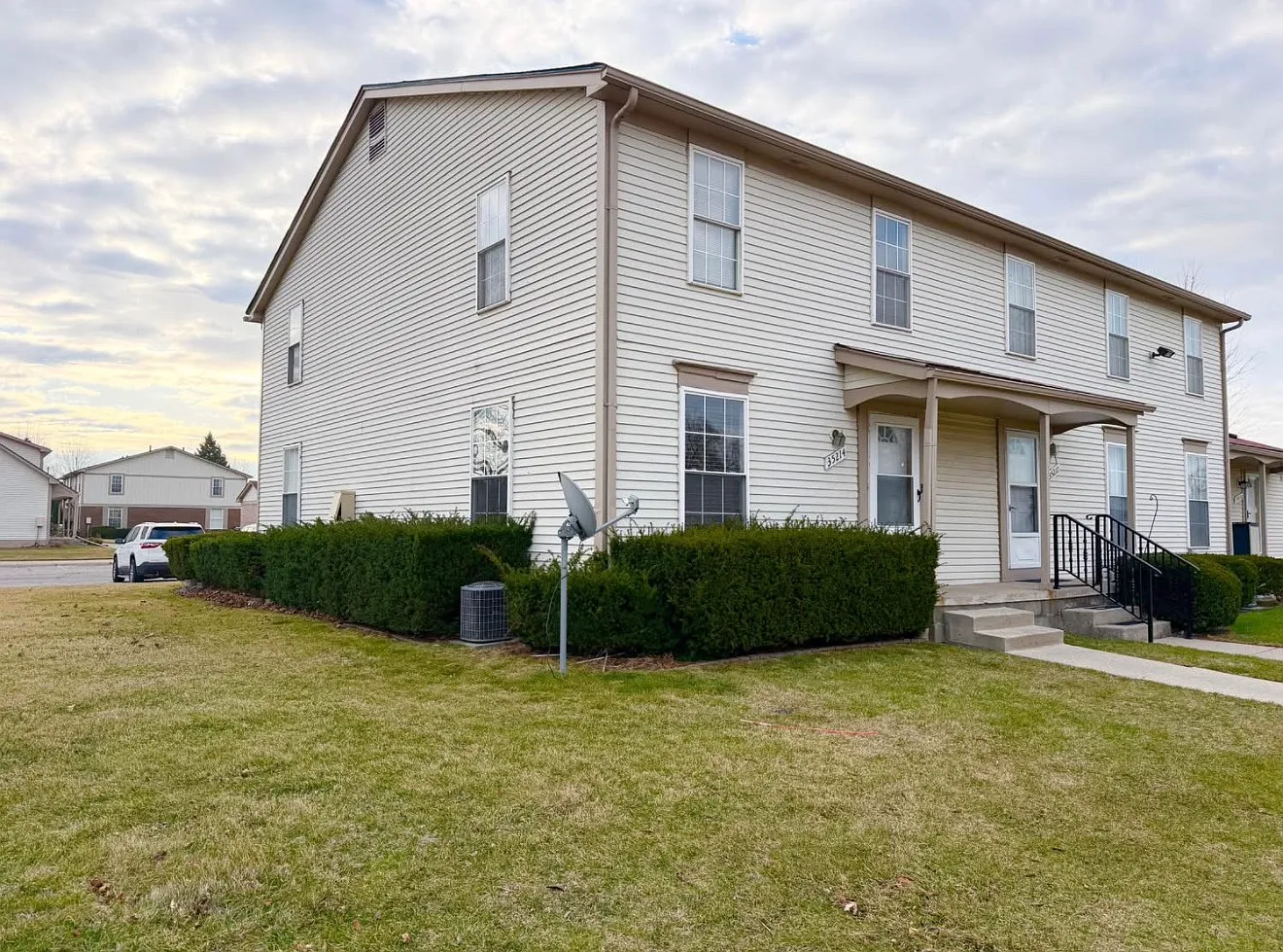 2 bed, 800 sqft, $1,499 — Photo 3