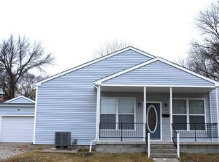 815 W South 4th St, Shelbyville, IL 62565