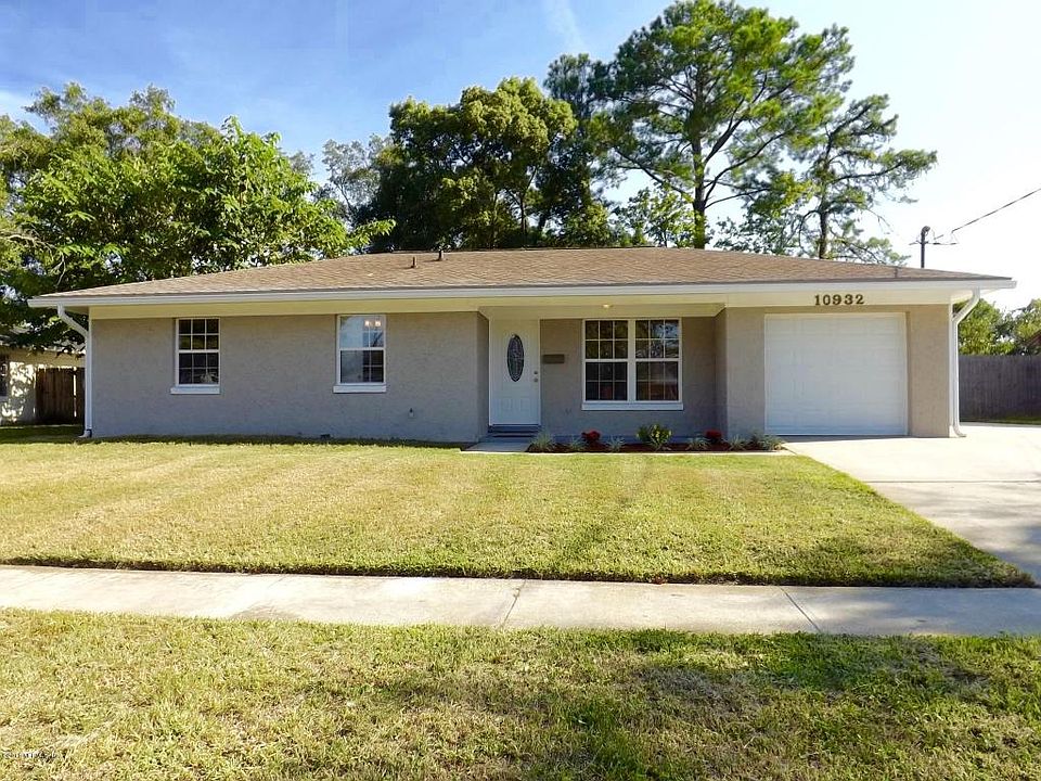 1st image of 10932 S Indies Dr