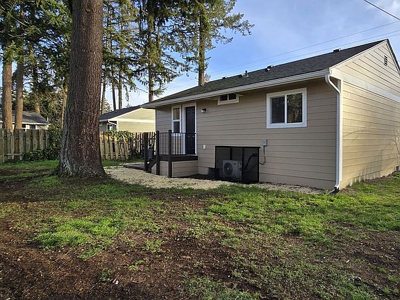 4th image of 6717 150th St SW