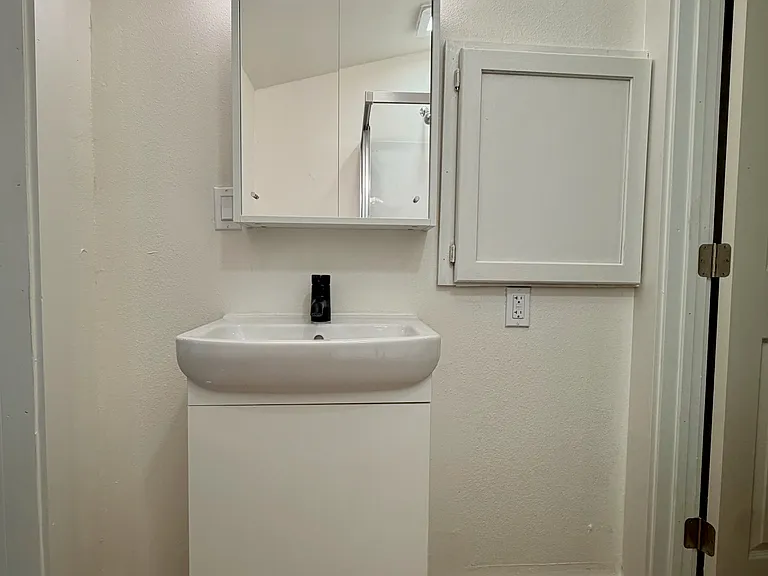 190 Oak Knoll Ct #1 — Photo 12