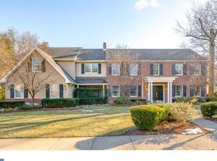 34 Colonial Ridge Dr, Haddonfield, NJ 08033