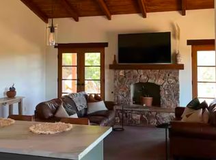 604 1/2 Sunrise Dr E, Vista, CA 92084