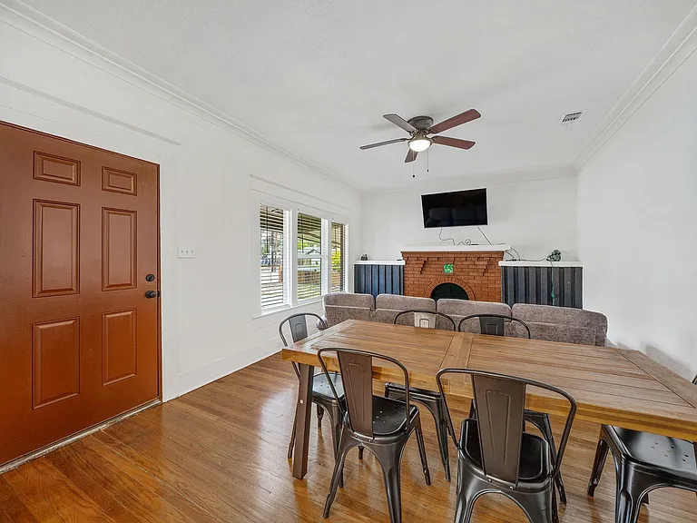 636 Rigsby Ave — Photo 13