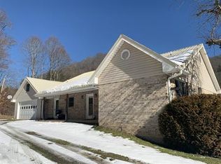 664 Bear Branch Rd, Mars Hill, NC 28754