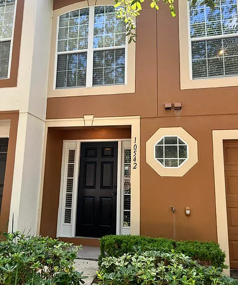 10542 Autumn Trace Rd — Photo 3