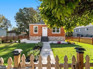 1307 Chapel Ln, Capitol Heights, MD 20743