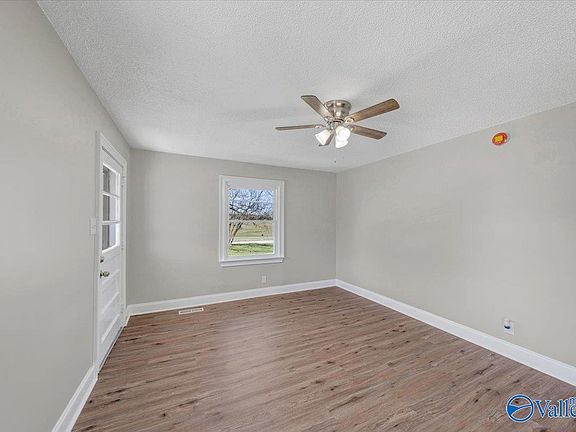 3rd image of 27792 South Rd