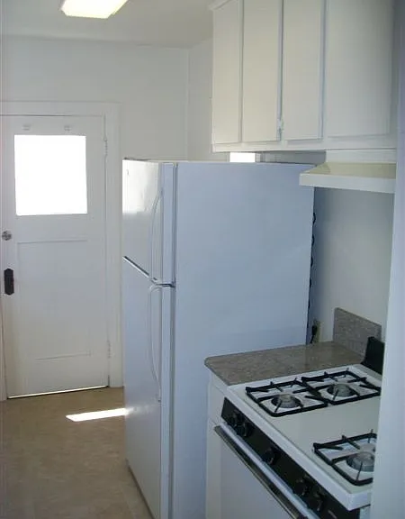 531 S F Street Unit 5 Kitchen 2_06272013