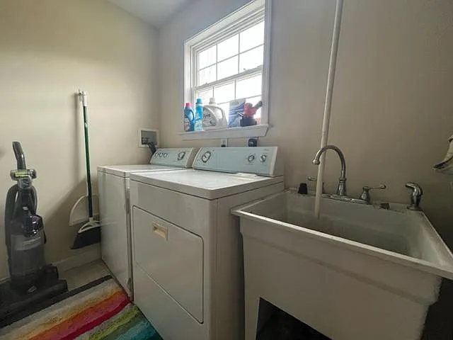 In unit, private washer/dryer.