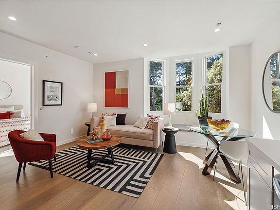 5th image of 3036 Fulton St #4