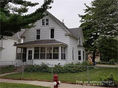 1st image of 4049 Dupont Ave N #2